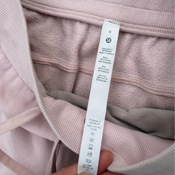 Lululemon Scuba High-Rise Jogger *Fleece 28" in Pink Mist, Size 6 - Picture 3 of 9